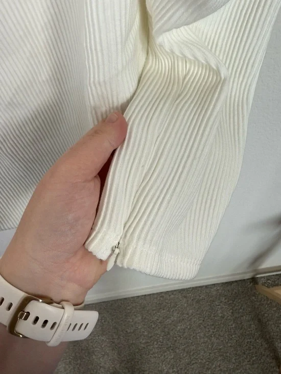 Good American Off Shoulder Half Zip Ribbed Bodysuit Cream Snap Close NWT 3XL (6) - Picture 13 of 16